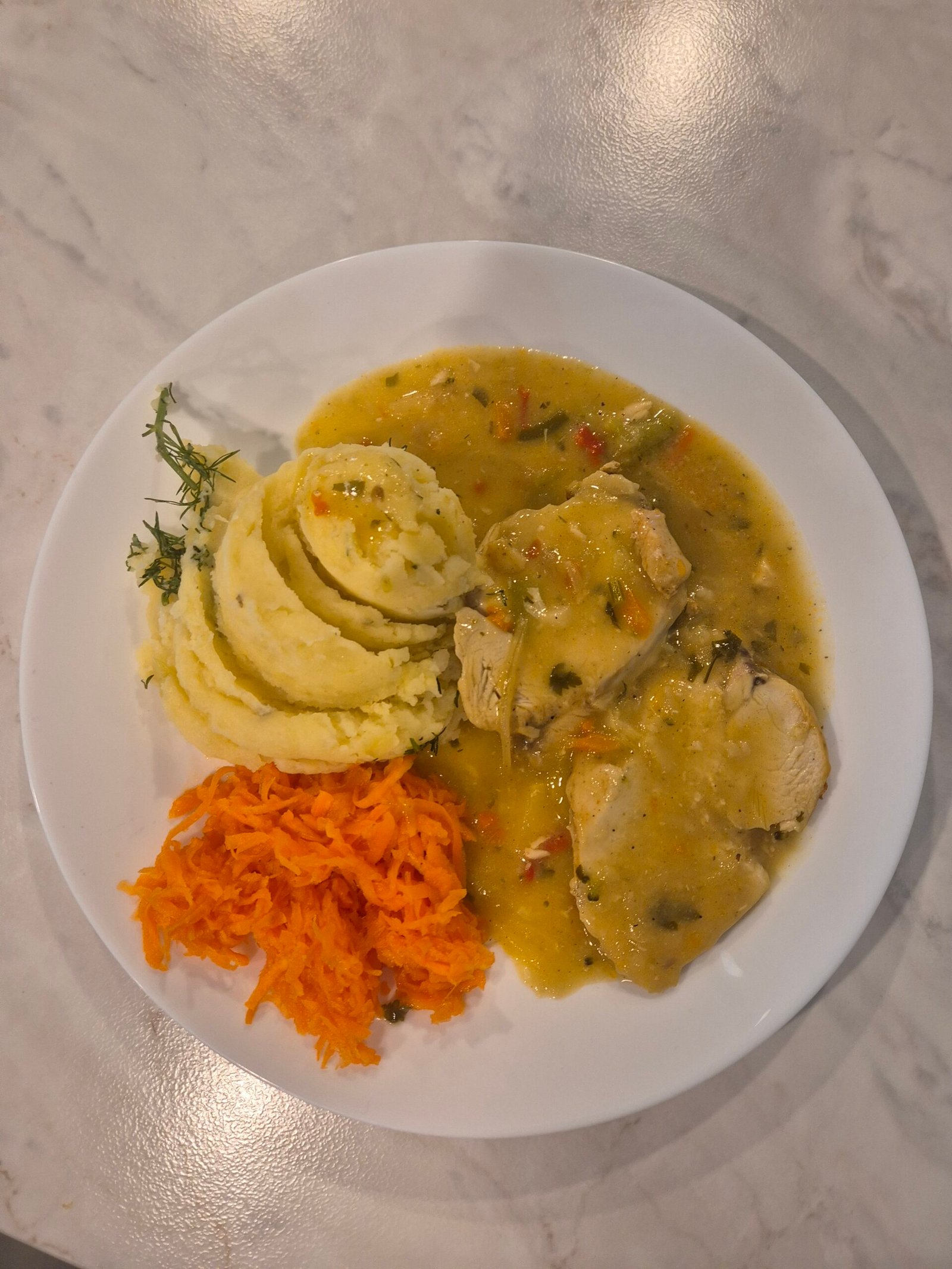 filet pieczony w sosie